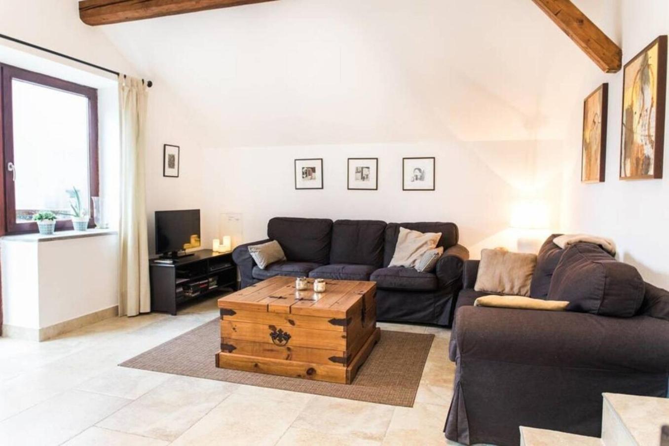 House Maharac With 3 Apartments Till 18 Persons Kamno Exteriér fotografie