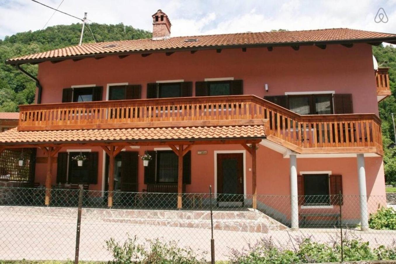 House Maharac With 3 Apartments Till 18 Persons Kamno Exteriér fotografie